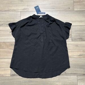 Crown & Ivy Women Split Neck Flutter Sleeve Relaxed Fit Top Size Small Black